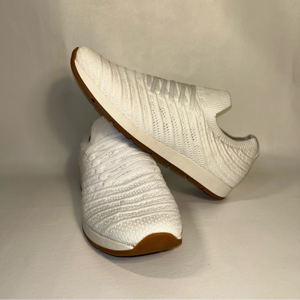 B.O.C. Ladies Slip-ons, 9